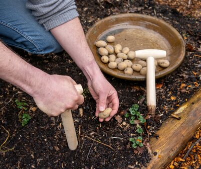 Atlas Pootstok met punt en doorgestoken hilt
