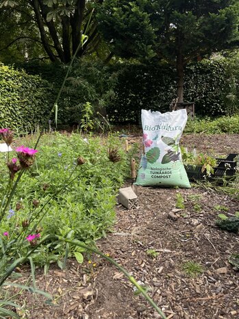 Biologische Tuinaarde-compost